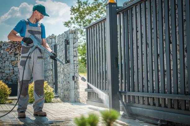 Best Animal Enclosure Cleaning  in Edburgh, IN